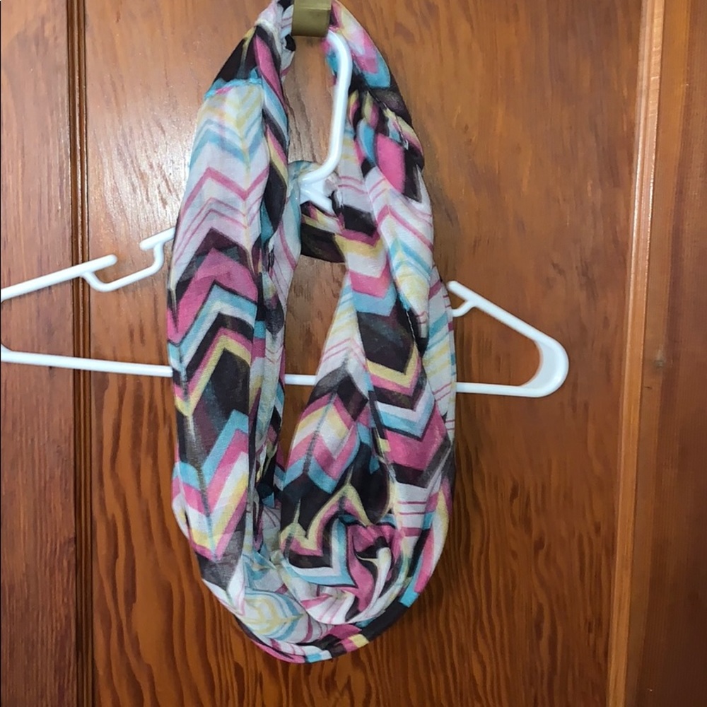 Scarf - Picture 2 of 2